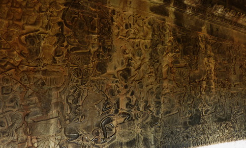 Барельеф западной галереи, южной части Ангкора Ват. Битва на Курукшетра.