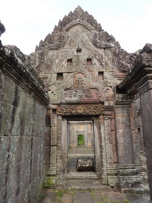 Preah Vihear gopura 4 inner door