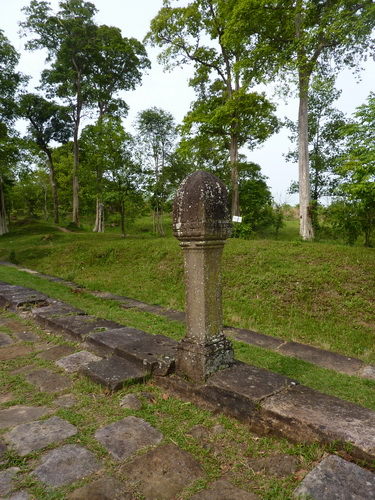 Preah Vihear gopura 3-4 столбик