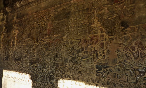 Барельеф западной галереи, южной части Ангкора Ват. Битва на Курукшетра. Бхишма.