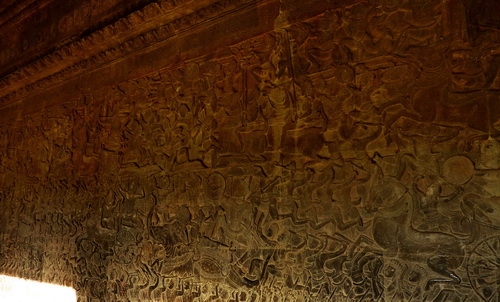 Барельеф западной галереи, южной части Ангкора Ват. Битва на Курукшетра. Дрона.